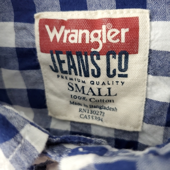Wrangler Jeans Co Blue n White checkered button down size small - Picture 3 of 3